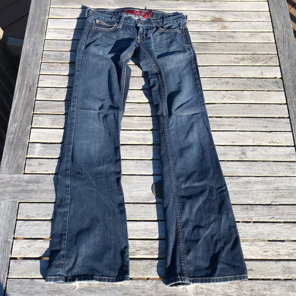 Guess jeans size 24